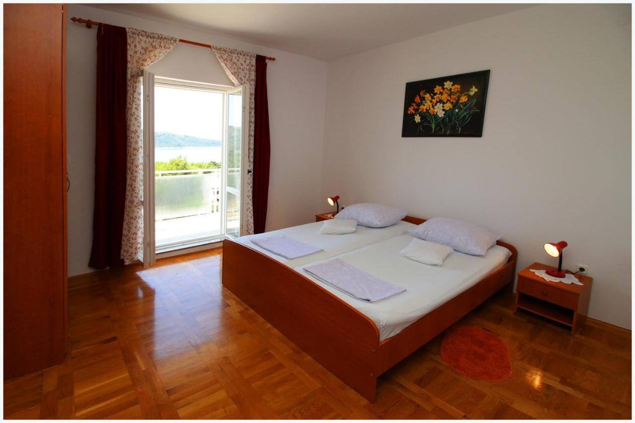 Apartmani Slavka Primošten Exterior foto